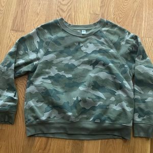 Women’s sweatshirt